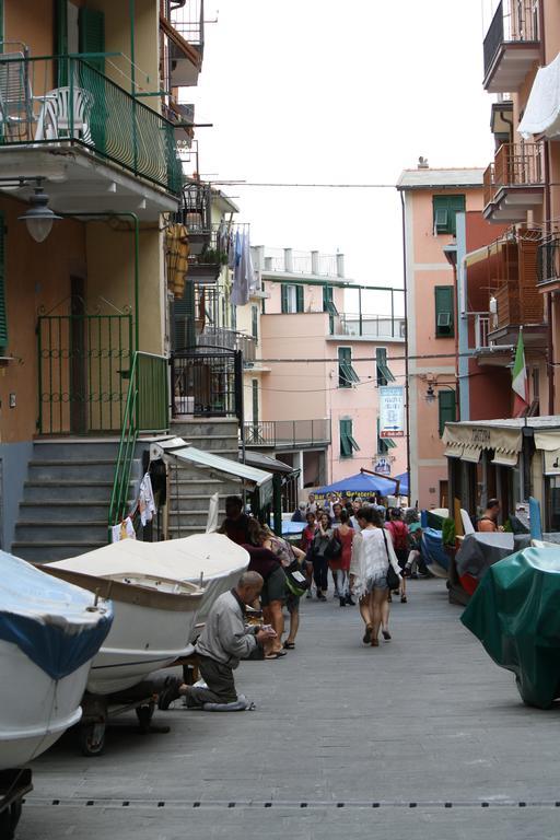 Su Per I Coppi Hotell Manarola Exteriör bild