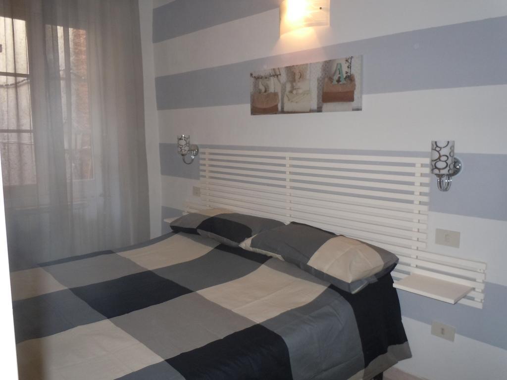 Su Per I Coppi Hotell Manarola Exteriör bild