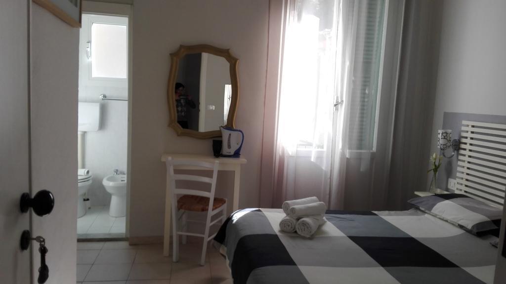Su Per I Coppi Hotell Manarola Exteriör bild